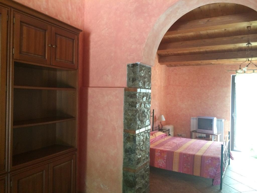Societa Agricola Mg Florplant Βίλα Francavilla Marittima Δωμάτιο φωτογραφία